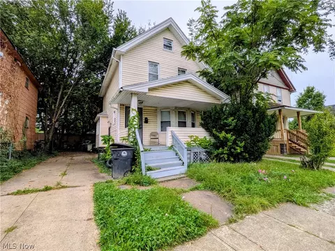 3659 E 104th St, Cleveland, OH 44105