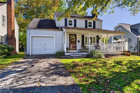 3555 Dover Rd, Youngstown, OH 44511