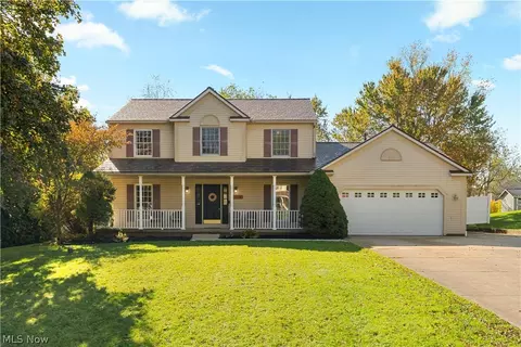 3746 Wickham St NW, Uniontown, OH 44685