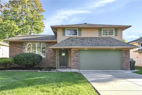 23451 Sharon Dr, North Olmsted, OH 44070