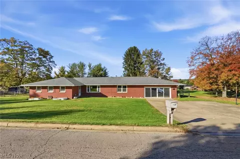 201 Sequoia Dr, Byesville, OH 43723