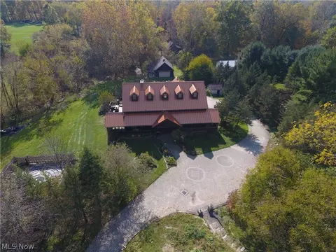 9156 Chippewa Rd, Lodi, OH 44254