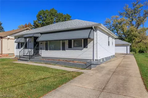 4245 Feiner Dr, Cleveland, OH 44122