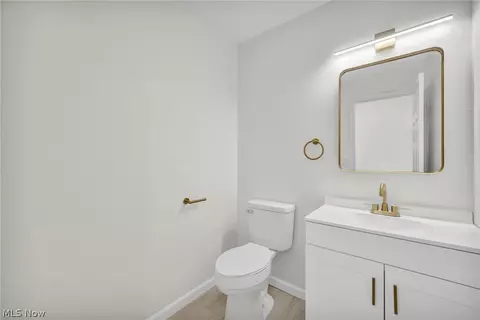 Bath - 5197 Milo Ave, Maple Heights, OH 44137 photo 1 of 7