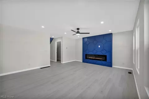 Living - 5197 Milo Ave, Maple Heights, OH 44137 photo 2 of 6