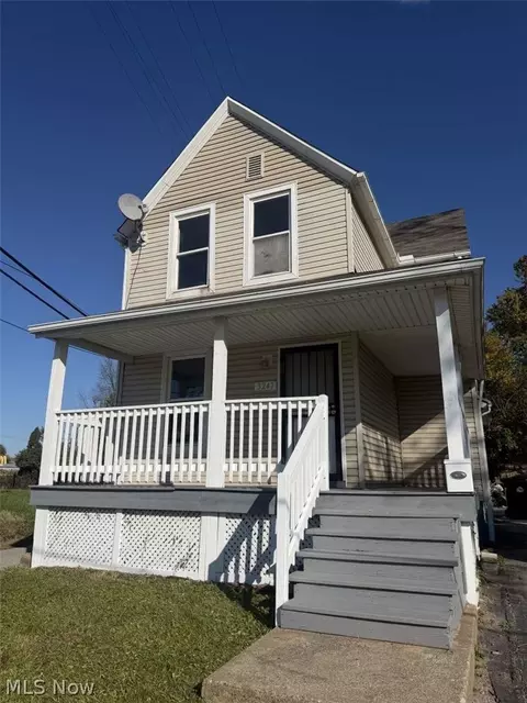 3247 E 90th St, Cleveland, OH 44104