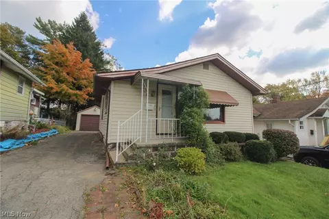 21 S Osborn Ave, Youngstown, OH 44509