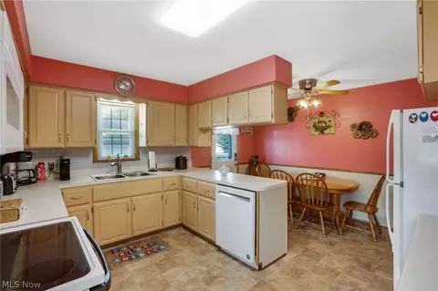 Kitchen - 113 Maple Ave, Hebron, OH 43025 photo 1 of 3