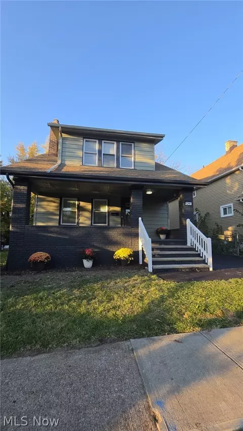 12117 Angelus Ave, Cleveland, OH 44105