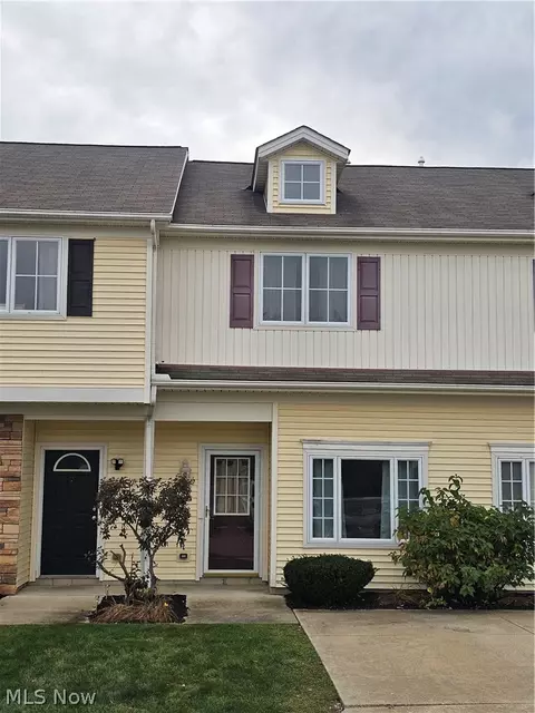 358 Eden Ln #3, Medina, OH 44256