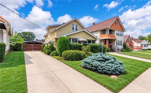3810 Highland Rd, Cleveland, OH 44111