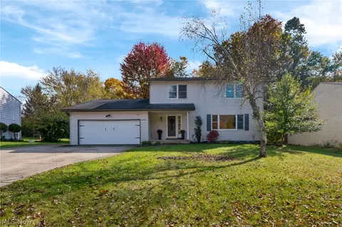 1917 Thorpe Cir, Brunswick, OH 44212