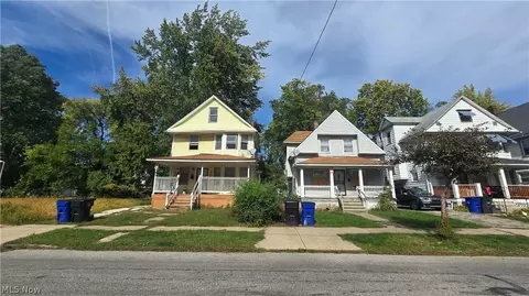 10605 Englewood Ave, Cleveland, OH 44108