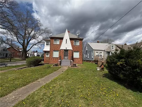15501 Judson Dr, Cleveland, OH 44128