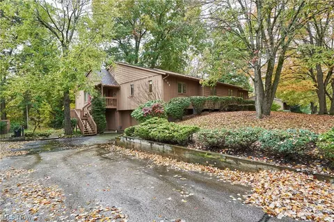 171 Granger Rd #144, Medina, OH 44256