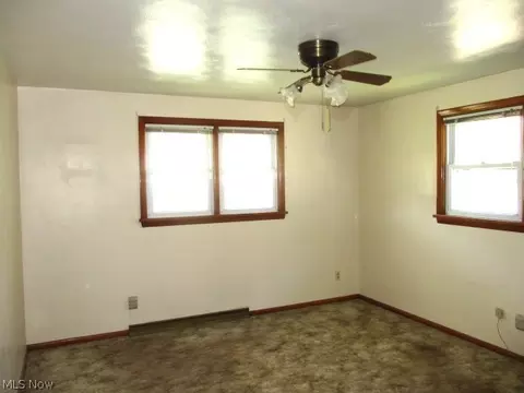 Bedroom - 902 Larkridge Ave, Boardman, OH 44512 photo 2 of 3