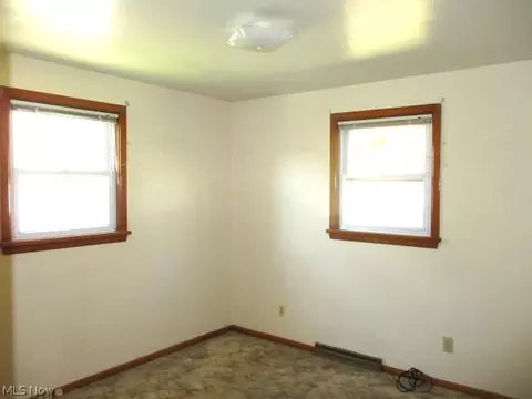 Bedroom - 902 Larkridge Ave, Boardman, OH 44512 photo 3 of 3
