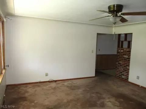 Living - 902 Larkridge Ave, Boardman, OH 44512 photo 1 of 1