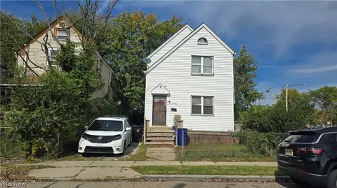 10939 Hampden Ave, Cleveland, OH 44108