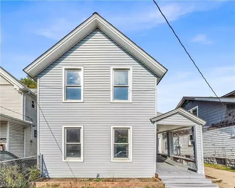 6706 Lawn Ave, Cleveland, OH 44102