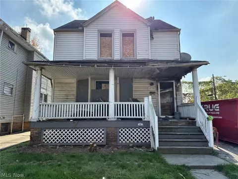 12506 Locke Ave, Cleveland, OH 44108