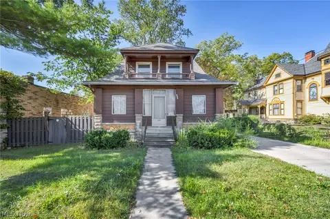 772 Broadway Ave, Bedford, OH 44146
