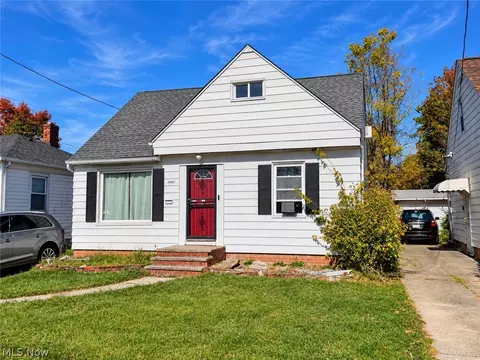 15507 Harvard Ave, Cleveland, OH 44128