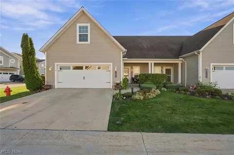 163 Larimar Dr, Willowick, OH 44095