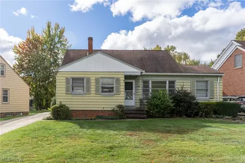 4342 Bluestone Rd, South Euclid, OH 44121