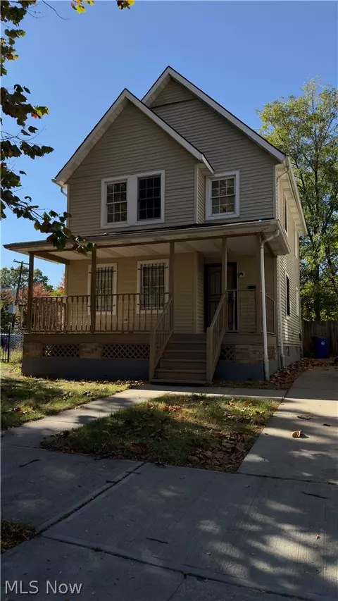 2254 E 81st St, Cleveland, OH 44103
