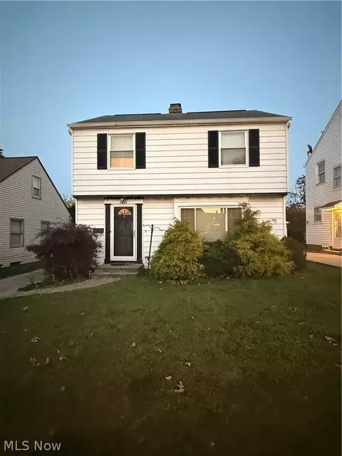 5209 E 114th St, Garfield Heights, OH 44125