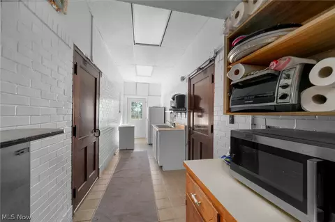 Entry Way - Undisclosed, Minerva, OH 44657 photo 5 of 5