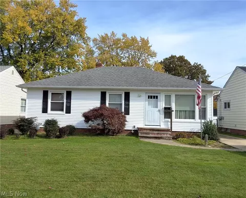 1289 W Miner Rd, Mayfield Heights, OH 44124