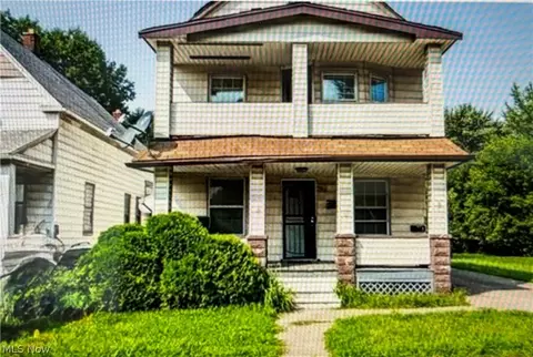 5911 Lansing Ave, Cleveland, OH 44105