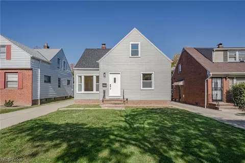 4089 Stonehaven Rd, South Euclid, OH 44121