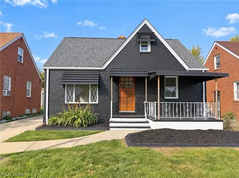 2606 Grovewood Ave, Cleveland, OH 44134