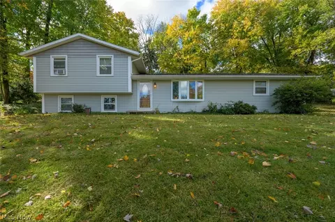 10874 Yare Cir NW, Canal Fulton, OH 44614