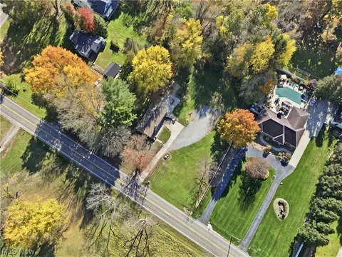 View/Area - 930 W Comet Rd, Clinton, OH 44216 photo 1 of 1