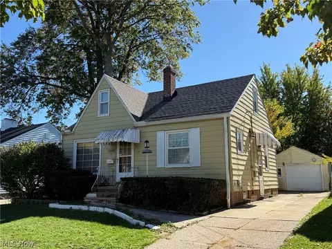 5931 Traymore Ave, Brooklyn, OH 44144