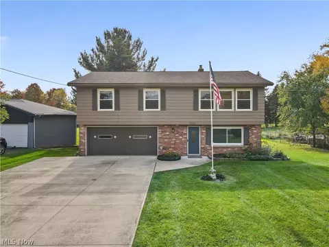 3658 Ruth Dr, Brunswick, OH 44212