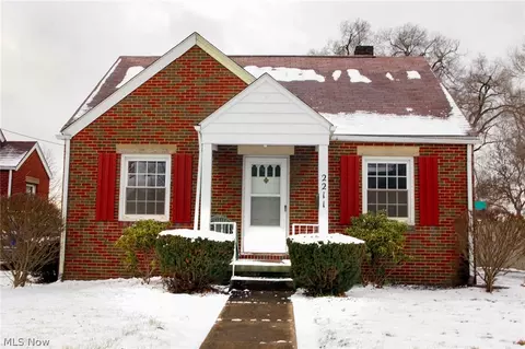 2211 Myrtle Ave NW, Canton, OH 44709