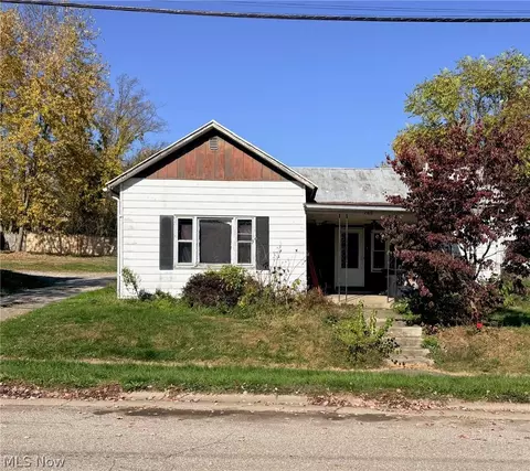 266 E Robinson St, Shreve, OH 44676