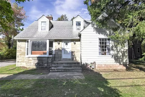 26050 Butternut Ridge Rd, North Olmsted, OH 44070