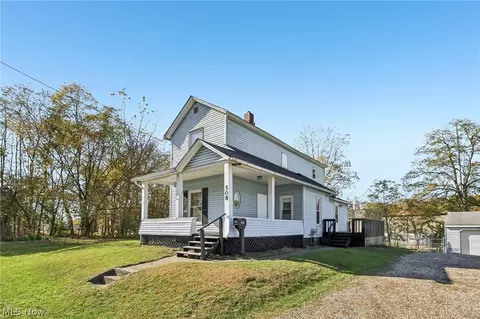 508 5th St NE, Barberton, OH 44203