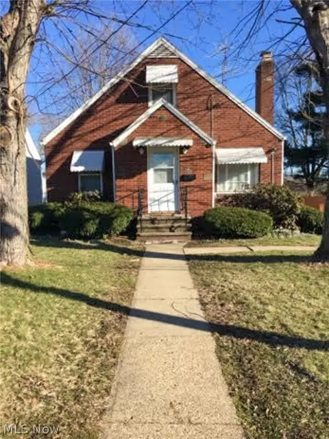 1203 25th St NE, Canton, OH 44714