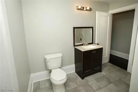 Bath - 300 Montrose Ave NW, Canton, OH 44708 photo 2 of 8