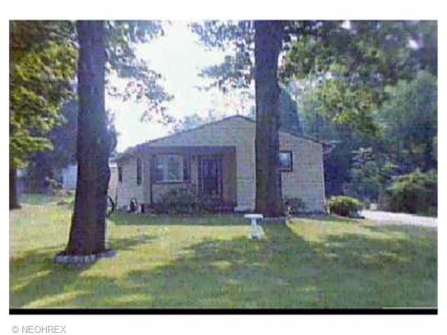 237 3rd St, Wadsworth, OH 44281 photo 1