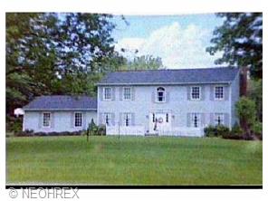 1149 Rolling Meadows Rd, Akron, OH 44333 photo 2