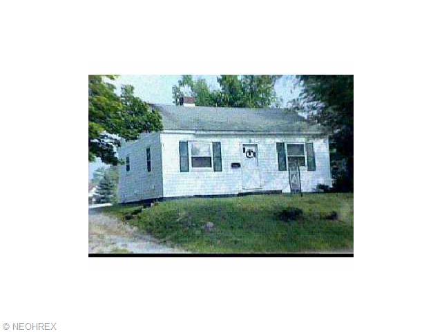 787 Eugene St, Akron, OH 44306 photo 1