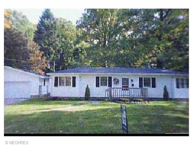 389 E Clinton St, Doylestown, OH 44230 photo 1
